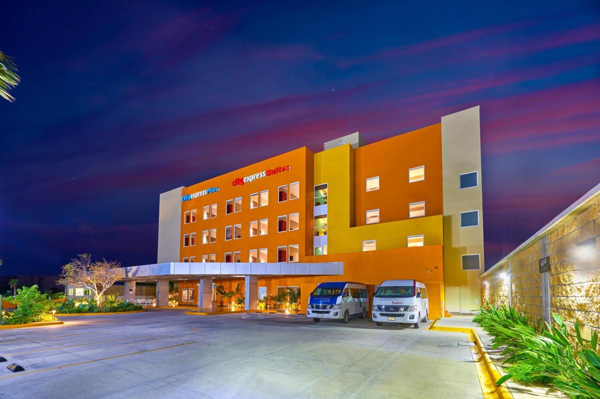 City Express Plus By Marriott Cabo San Lucas Eksteriør billede