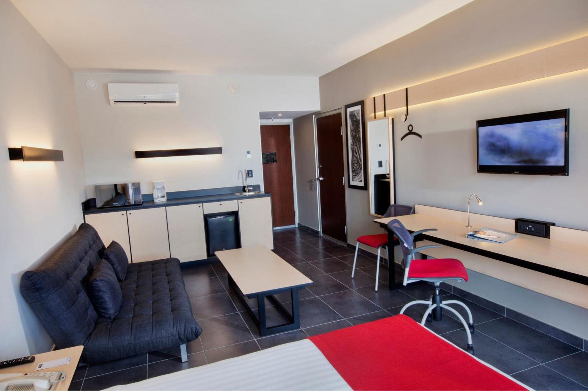 City Express Plus By Marriott Cabo San Lucas Eksteriør billede